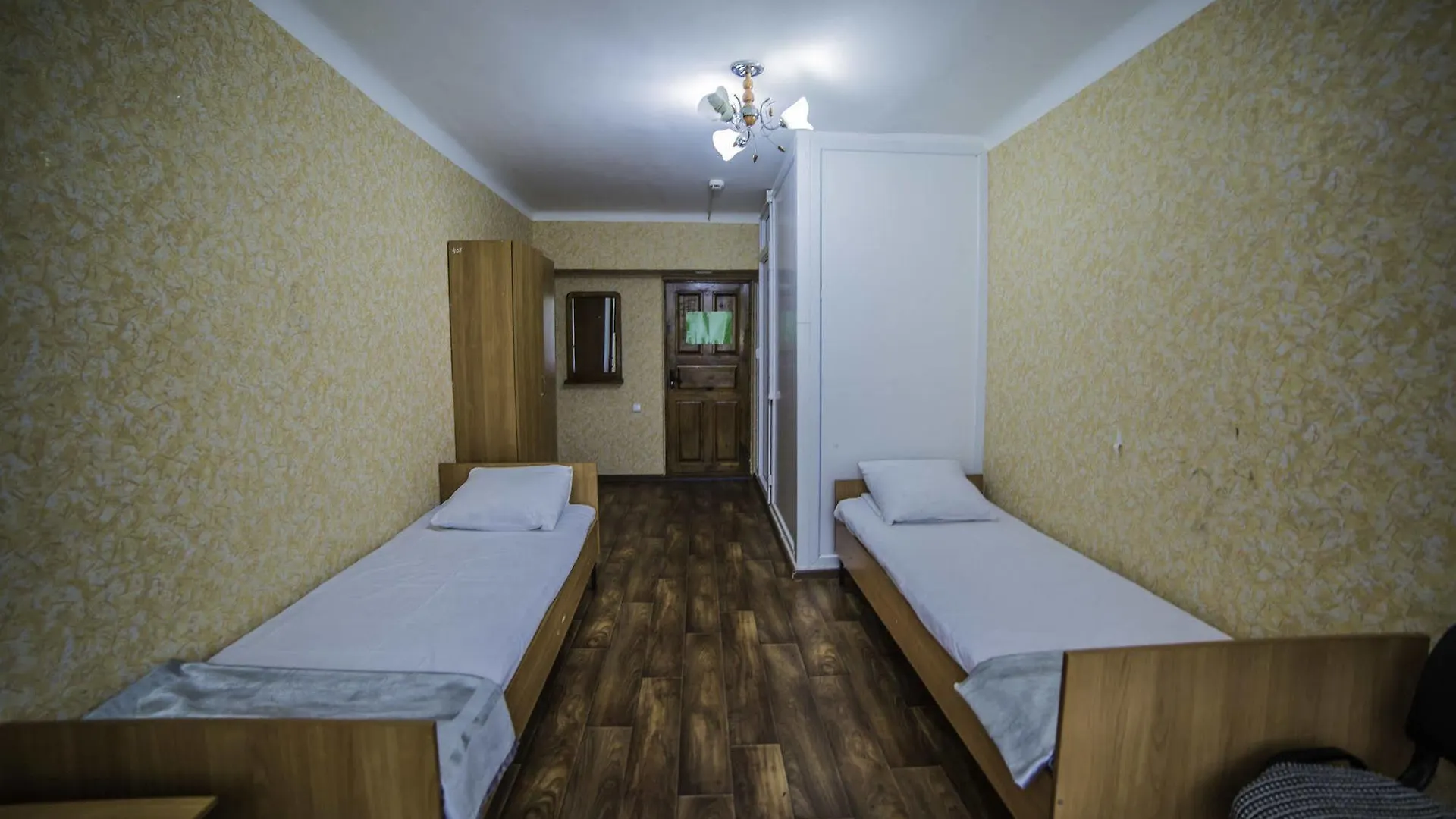 Economy Hotel Zhyger أستانا